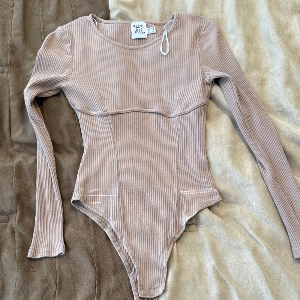 Princess Polly Ribbed Bodysuit it does have some bleach stains on the bottom